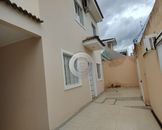 Imagem Casa com 3 Quartos à Venda, 146 m² em Todos Os Santos - Montes Claros Imagem Casa com 3 Quartos à Venda, 146 m² em Todos Os Santos - Montes Claros