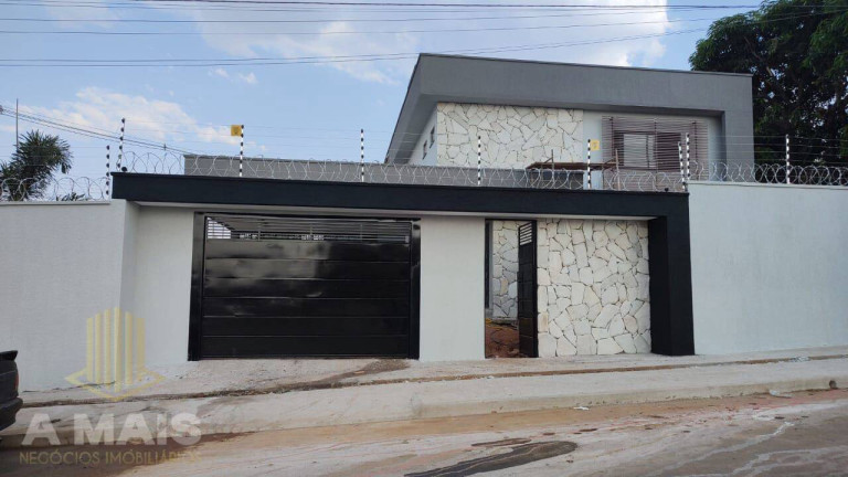 Casa com 4 Quartos à Venda, 551 m² em Jardim Caravelas 1ª Etapa - Goiânia