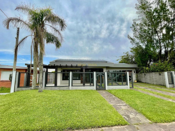 Imagem Casa com 3 Quartos à Venda, 166 m² em Centro - Xangri-lá