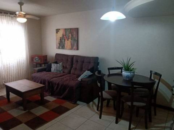 Sobrado com 4 Quartos à Venda, 84 m² em Humaitá - Porto Alegre