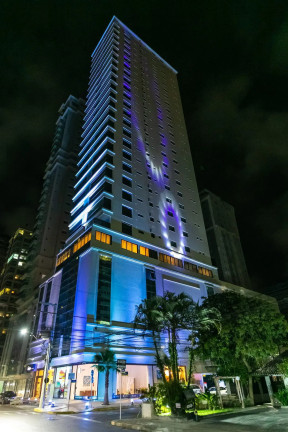 Apartamento com 3 Quartos à Venda, 137 m² em Meia Praia - Itapema