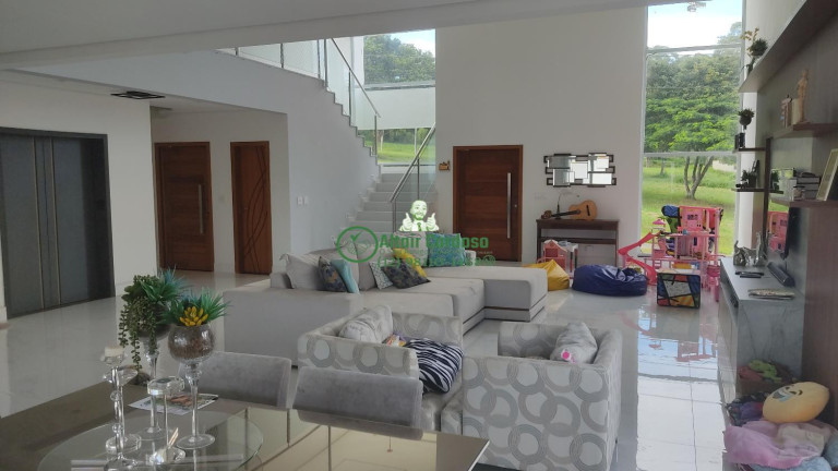 Imagem Casa com 5 Quartos à Venda, 580 m² em Centro - Jambeiro