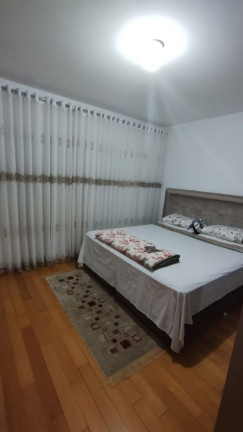 Imagem Casa com 3 Quartos à Venda, 240 m² em Cajuru - Curitiba Imagem Casa com 3 Quartos à Venda, 240 m² em Cajuru - Curitiba