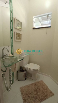 Imagem Casa com 5 Quartos à Venda, 300 m² em Centro - Bombinhas Imagem Casa com 5 Quartos à Venda, 300 m² em Centro - Bombinhas