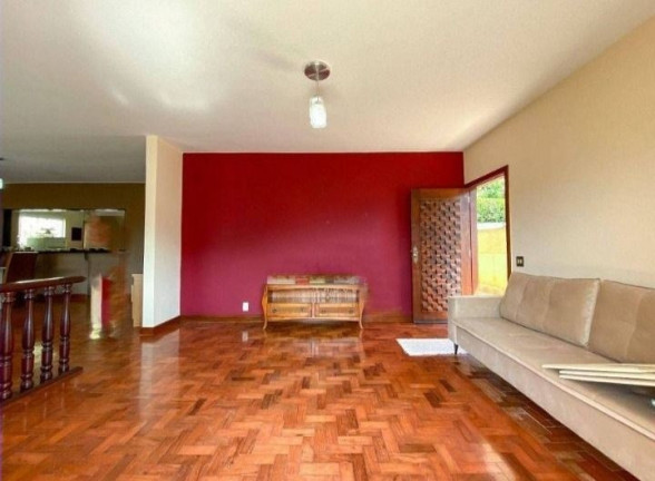 Imagem Casa com 5 Quartos à Venda, 200 m² em Panorama - Teresópolis Imagem Casa com 5 Quartos à Venda, 200 m² em Panorama - Teresópolis