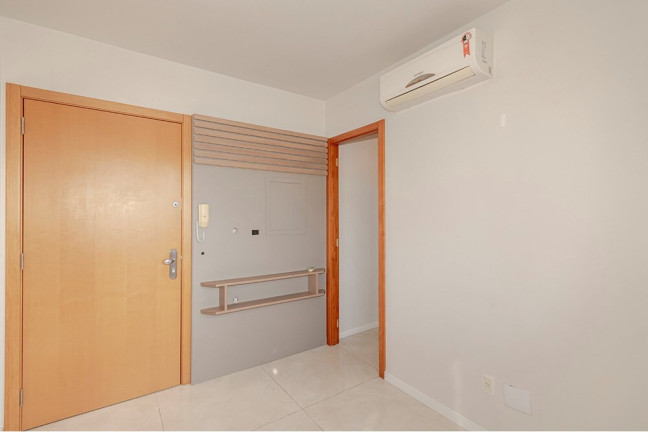 Imagem Apartamento com 1 Quarto à Venda, 31 m² em Menino Deus - Porto Alegre