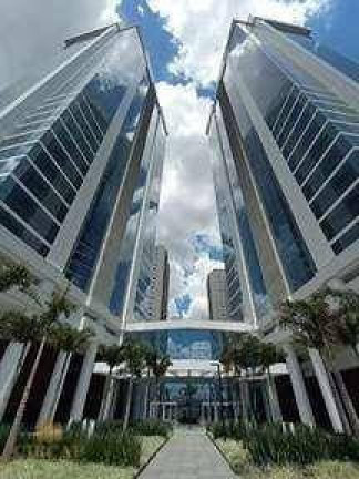 Sala Comercial à Venda ou Locação, 900 m² em Barra Funda - São Paulo
