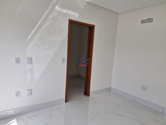 Imagem Casa com 3 Quartos para Alugar ou Temporada, 240 m² em Cajupiranga - Parnamirim Imagem Casa com 3 Quartos para Alugar ou Temporada, 240 m² em Cajupiranga - Parnamirim