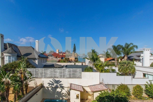 Imagem Casa com 3 Quartos à Venda, 300 m² em Chácara Das Pedras - Porto Alegre