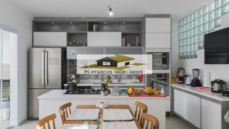 Imagem Sobrado com 3 Quartos à Venda, 177 m² em Vila Firmiano Pinto - São Paulo