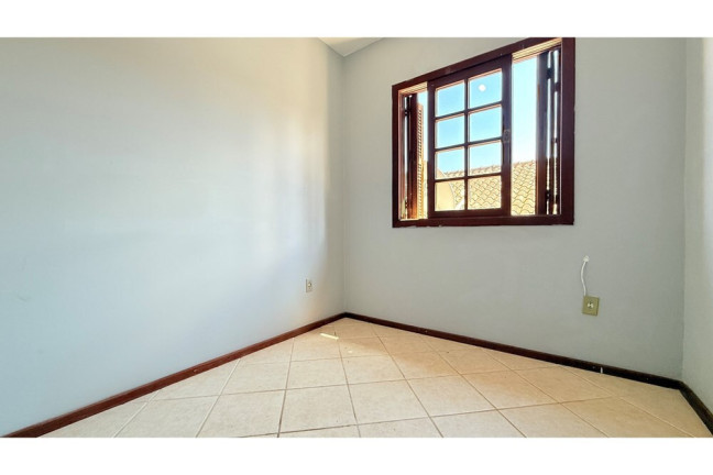 Imagem Casa com 3 Quartos à Venda, 78 m² em Vila Nova - Porto Alegre