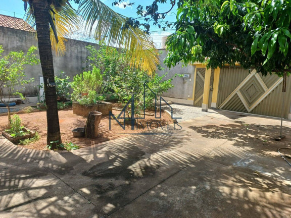 Imagem Casa com 3 Quartos à Venda, 360 m² em Parque Santa Cecília - Aparecida De Goiânia Imagem Casa com 3 Quartos à Venda, 360 m² em Parque Santa Cecília - Aparecida De Goiânia