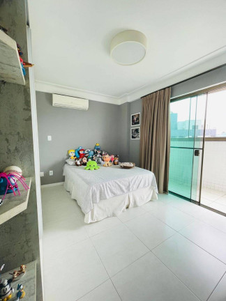 Imagem Apartamento com 3 Quartos à Venda, 193 m² em Braga - Cabo Frio Imagem Apartamento com 3 Quartos à Venda, 193 m² em Braga - Cabo Frio
