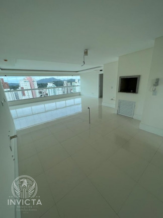Imagem Apartamento com 3 Quartos à Venda, 130 m² em Centro - Balneário Camboriú Imagem Apartamento com 3 Quartos à Venda, 130 m² em Centro - Balneário Camboriú