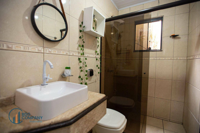 Imagem Casa com 4 Quartos à Venda, 145 m² em Stroparo - Irati Imagem Casa com 4 Quartos à Venda, 145 m² em Stroparo - Irati