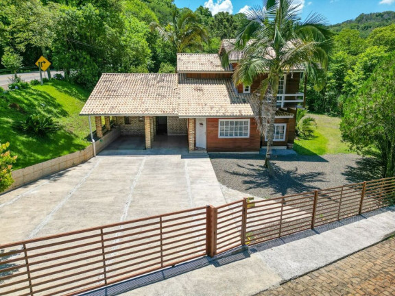 Imagem Casa com 3 Quartos à Venda, 160 m² em Centro - Lacerdópolis