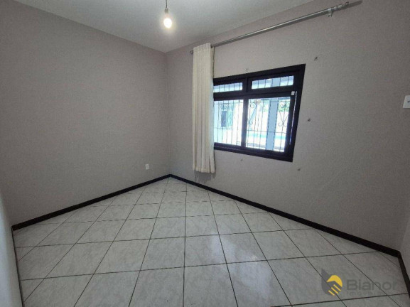 Imagem Casa com 3 Quartos à Venda, 220 m² em Garcia - Blumenau Imagem Casa com 3 Quartos à Venda, 220 m² em Garcia - Blumenau