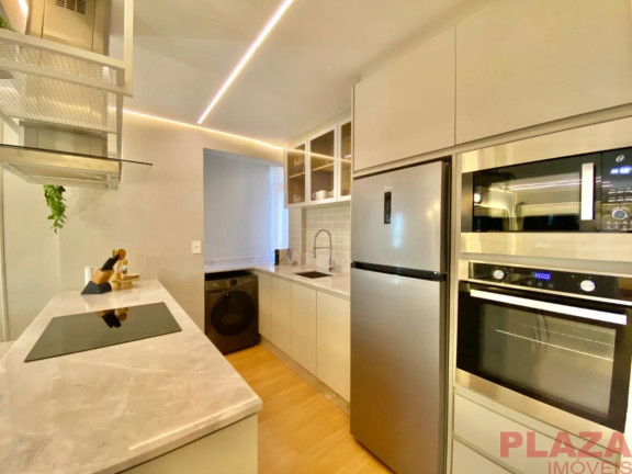 Imagem Apartamento com 2 Quartos à Venda, 83 m² em Centro - Balneário Camboriú