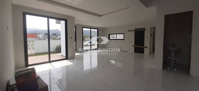 Imagem Casa com 3 Quartos à Venda, 138 m² em Forquilhas - São José