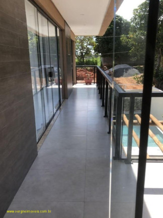 Imagem Casa com 4 Quartos à Venda, 300 m² em Recreio Ipitanga - Lauro De Freitas Imagem Casa com 4 Quartos à Venda, 300 m² em Recreio Ipitanga - Lauro De Freitas
