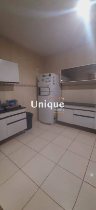 Imagem Casa com 4 Quartos à Venda, 338 m² em Braga - Cabo Frio