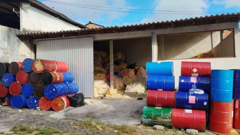 Imagem Galpão para Alugar, 1.000 m² em Fazendinha - Curitiba Imagem Galpão para Alugar, 1.000 m² em Fazendinha - Curitiba