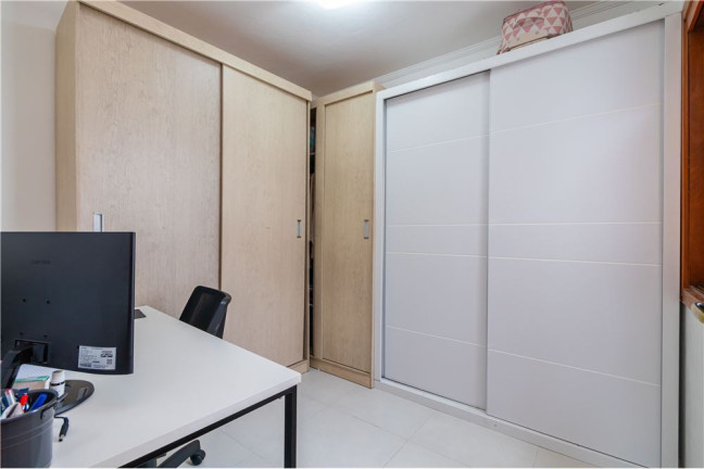 Imagem Casa de Condomínio com 3 Quartos à Venda, 145 m² em Nonoai - Porto Alegre