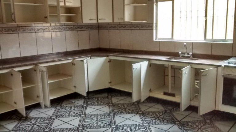 Imagem Sobrado com 3 Quartos à Venda, 270 m² em Vila Figueira - Suzano Imagem Sobrado com 3 Quartos à Venda, 270 m² em Vila Figueira - Suzano