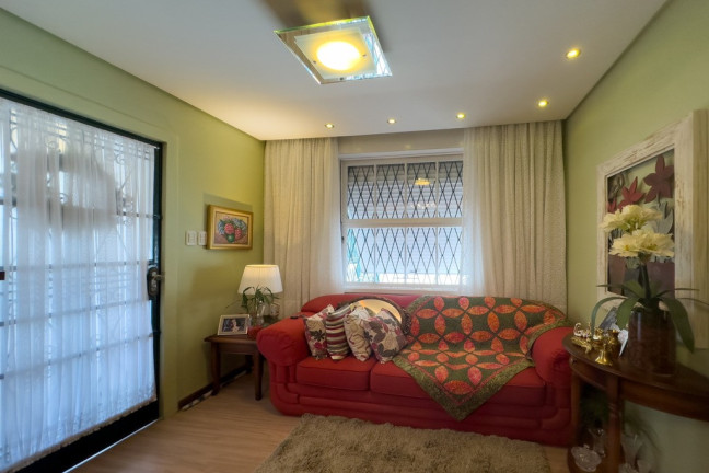 Imagem Casa com 3 Quartos à Venda, 85 m² em Petrópolis - Porto Alegre Imagem Casa com 3 Quartos à Venda, 85 m² em Petrópolis - Porto Alegre