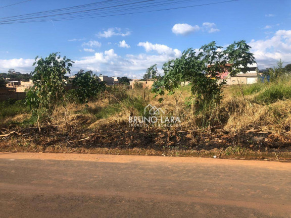 Terreno à Venda, 360 m² em Novo Igarapé - Igarapé
