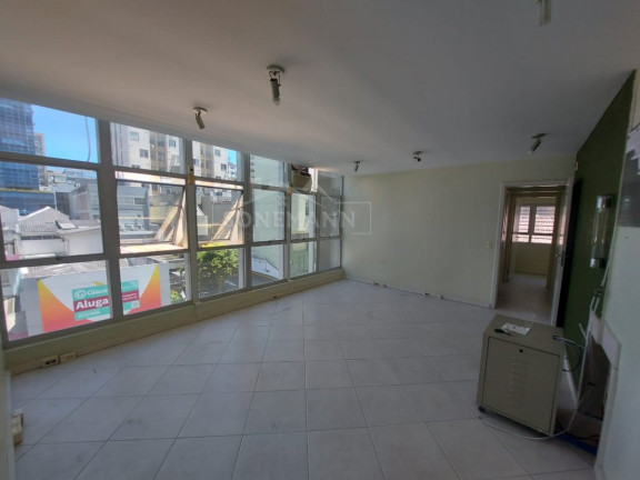 Imagem Sala Comercial à Venda, 105 m² em Centro - Florianópolis Imagem Sala Comercial à Venda, 105 m² em Centro - Florianópolis