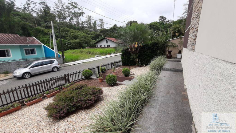 Imagem Casa com 4 Quartos à Venda, 192 m² em Santa Catarina - Joinville Imagem Casa com 4 Quartos à Venda, 192 m² em Santa Catarina - Joinville