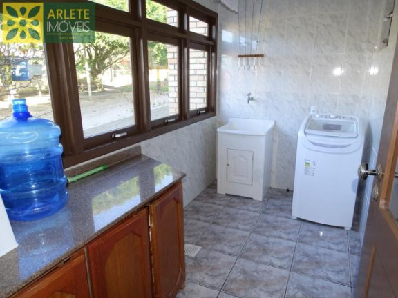 Imagem Apartamento com 4 Quartos para Alugar ou Temporada, 300 m² em Centro - Bombinhas Imagem Apartamento com 4 Quartos para Alugar ou Temporada, 300 m² em Centro - Bombinhas