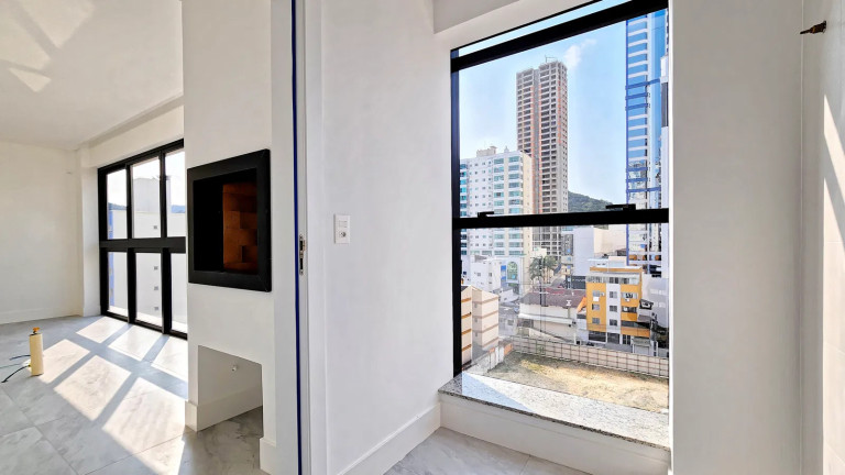 Imagem Apartamento com 3 Quartos à Venda, 110 m² em Pioneiros - Balneário Camboriú Imagem Apartamento com 3 Quartos à Venda, 110 m² em Pioneiros - Balneário Camboriú