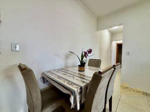 Imagem Apartamento com 2 Quartos à Venda, 54 m² em Vila Guilhermina - Praia Grande