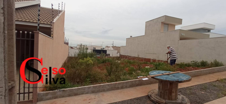 Imagem Terreno à Venda, 250 m² em Jardim São Paulo Ii - Sarandi Imagem Terreno à Venda, 250 m² em Jardim São Paulo Ii - Sarandi