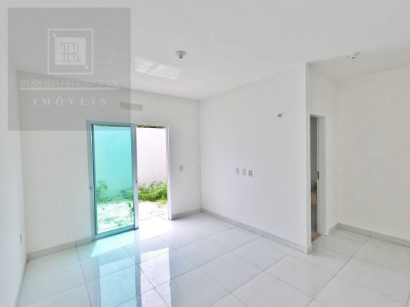 Imagem Casa com 3 Quartos à Venda, 110 m² Imagem Casa com 3 Quartos à Venda, 110 m²
