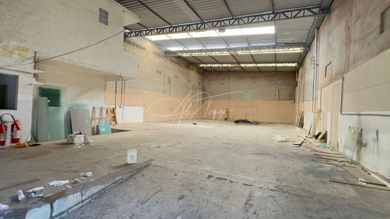 Imagem Imóvel Comercial para Alugar, 315 m² em Alterosas - Serra