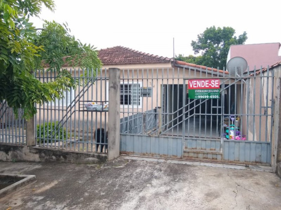 Casa com 3 Quartos à Venda, 70 m² em Parque Bela Vista - Jacarezinho