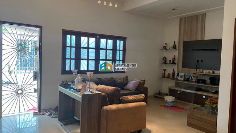 Imagem Casa com 3 Quartos à Venda, 313 m² em Planalto - Manaus
