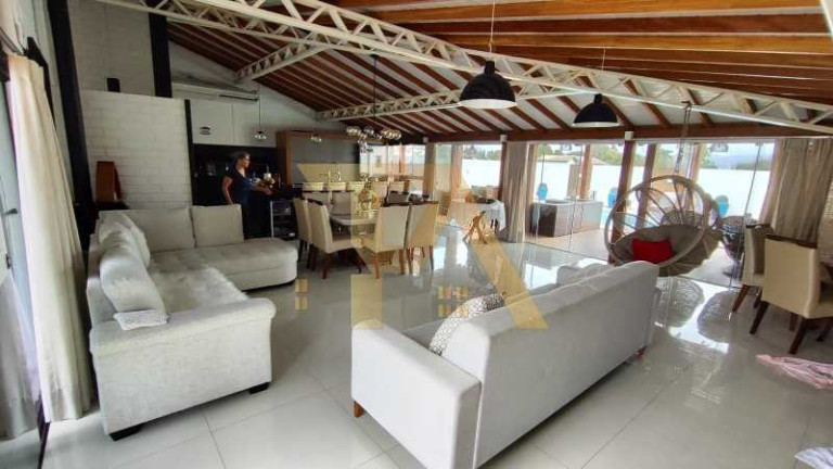 Imagem Imóvel com 3 Quartos à Venda, 362 m² em Araçatuba - Imbituba