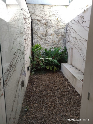 Imagem Imóvel com 4 Quartos para Alugar, 240 m² em Jardim América - São Paulo