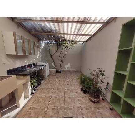 Imagem Casa com 2 Quartos à Venda,  em Santa Regina - Camboriú