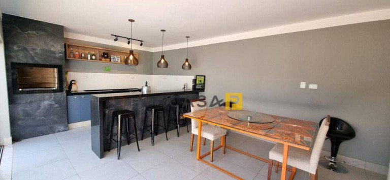 Imagem Casa com 3 Quartos à Venda, 240 m² em Vila Omar - Americana