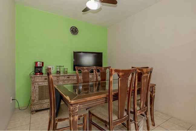 Imagem Casa com 3 Quartos à Venda, 167 m² em Vila Jardim - Porto Alegre Imagem Casa com 3 Quartos à Venda, 167 m² em Vila Jardim - Porto Alegre