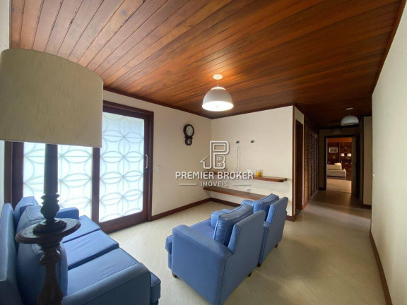 Imagem Casa com 4 Quartos à Venda, 550 m² em Três Córregos - Teresópolis