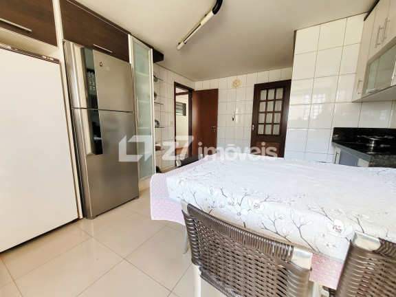 Imagem Sobrado com 4 Quartos à Venda, 323 m² em Zona 05 - Maringá Imagem Sobrado com 4 Quartos à Venda, 323 m² em Zona 05 - Maringá
