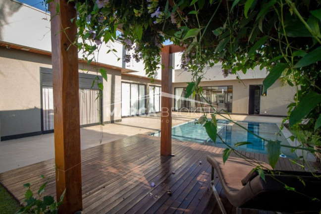 Imagem Casa de Condomínio com 3 Quartos à Venda, 600 m² em Cognopolis - Foz Do Iguaçu Imagem Casa de Condomínio com 3 Quartos à Venda, 600 m² em Cognopolis - Foz Do Iguaçu