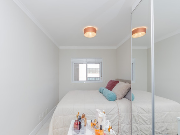 Imagem Apartamento com 2 Quartos à Venda, 74 m² em Aclimação - São Paulo