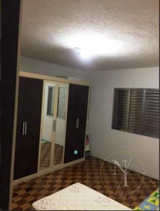 Casa com 5 Quartos à Venda, 228 m² em Jardim Record - São Paulo